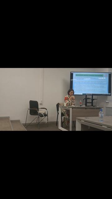 неумение общаться компенсируем едой