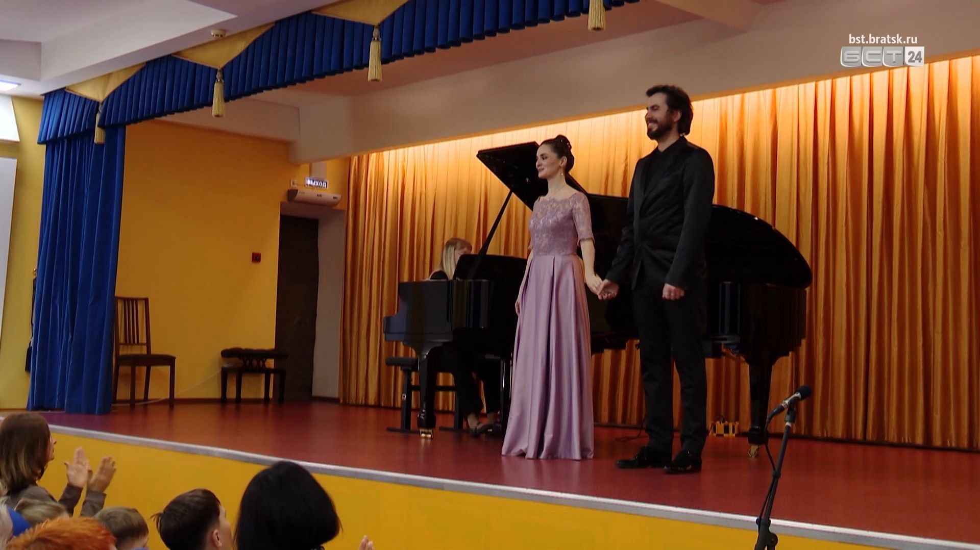 Оперные артисты из Москвы выступили с концертом в Братске