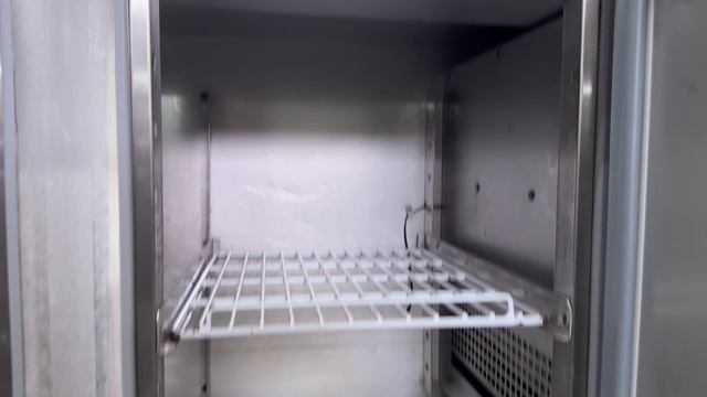 Стол холодильный HICOLD SN 11TN с бортом 1 883