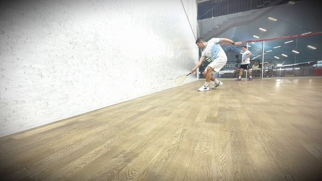 СКВОШ. Боаст в переднеи зоне справа 1