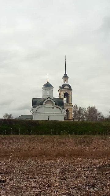 Храмы Ярославской обл.Ростов-Великий.Церковь на Валах.