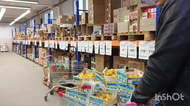 Это просто трэш  магазин Светофор 