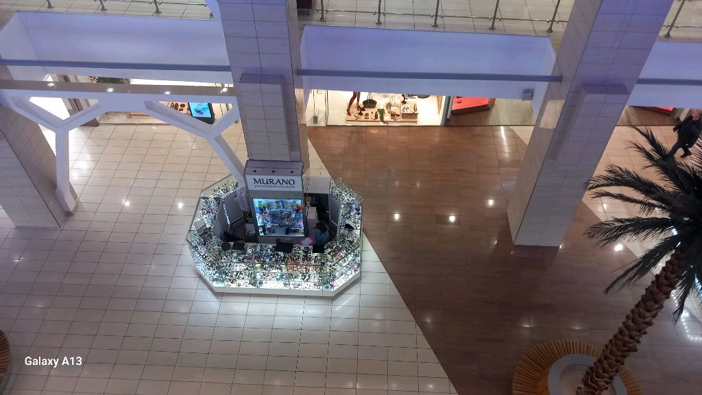 какая песня лучше?