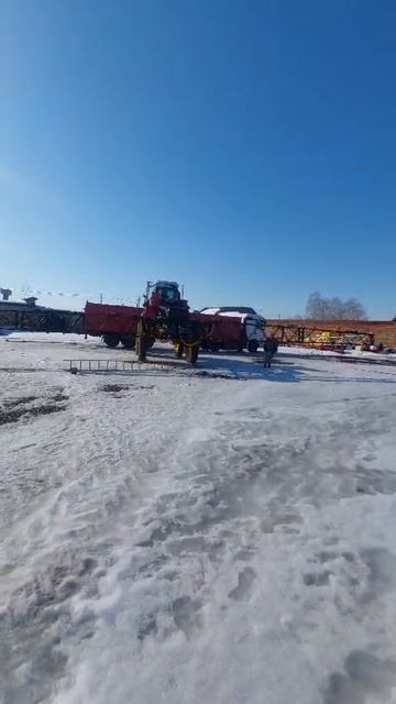 Штанга системы Атамас шириной захвата 30м. на самоходном опрыскивателе Барс.