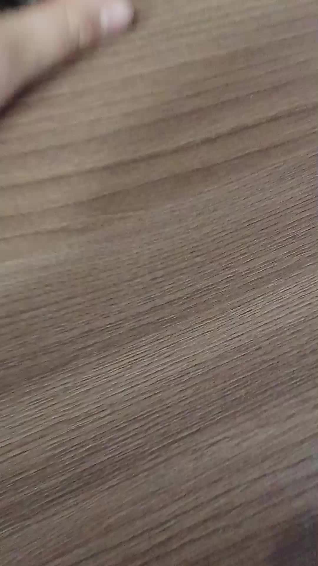 убираюсь после сестры за столом