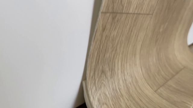 Верхняя плюс нижняя планка коннелюрного плинтуса