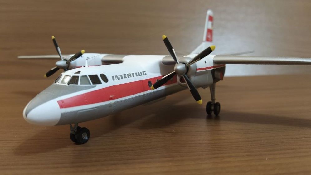 Постройка AN 24 VEB Plasticart