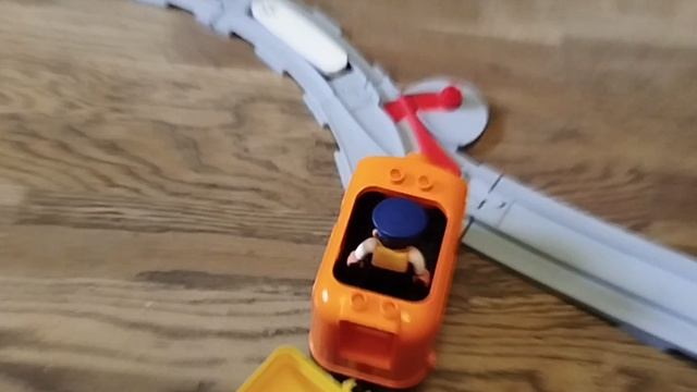 Лего Дупло 10875 грузовой поезд