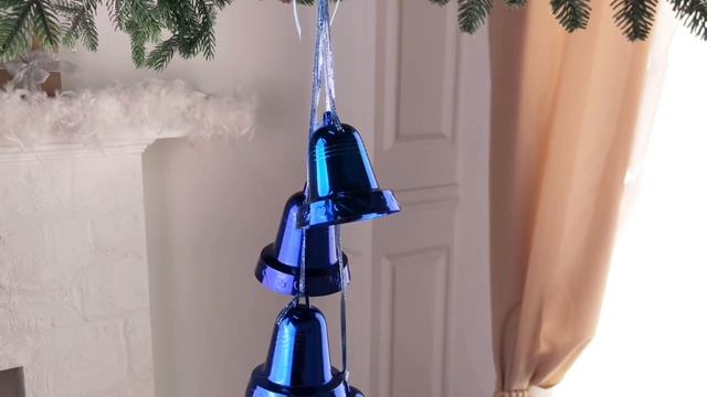 Подвеска из четырех КОЛОКОЛЬЧИКОВ на лентах синяя 32 см BL3-DL32B