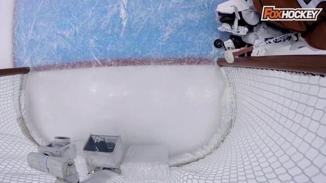 Скандальные моменты в хоккее когда из-за сдвинутых ворот судьи были в тупике.