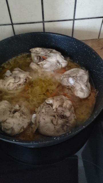 Готовлю курочку в бульоне