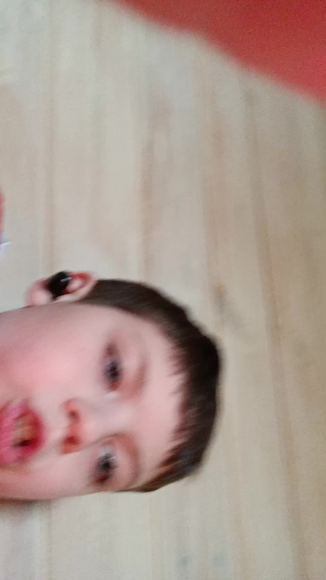 Я играю в Brawl Stars