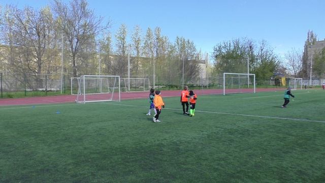 25.04 Летнее Первенство Триумф-Черные - ФК Динамо 2:4 2019 г.р. Стадион Туполева