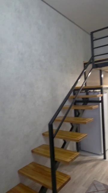 Жуковского 7