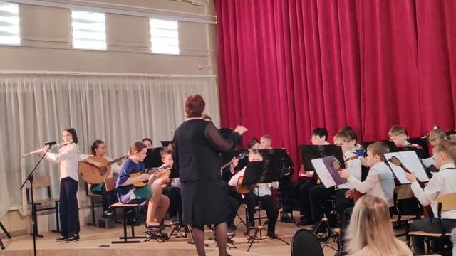 Оркестр народных инструментов Ладушки Hуководитель Алексюк Т.В. Солистка Иванкова Ника