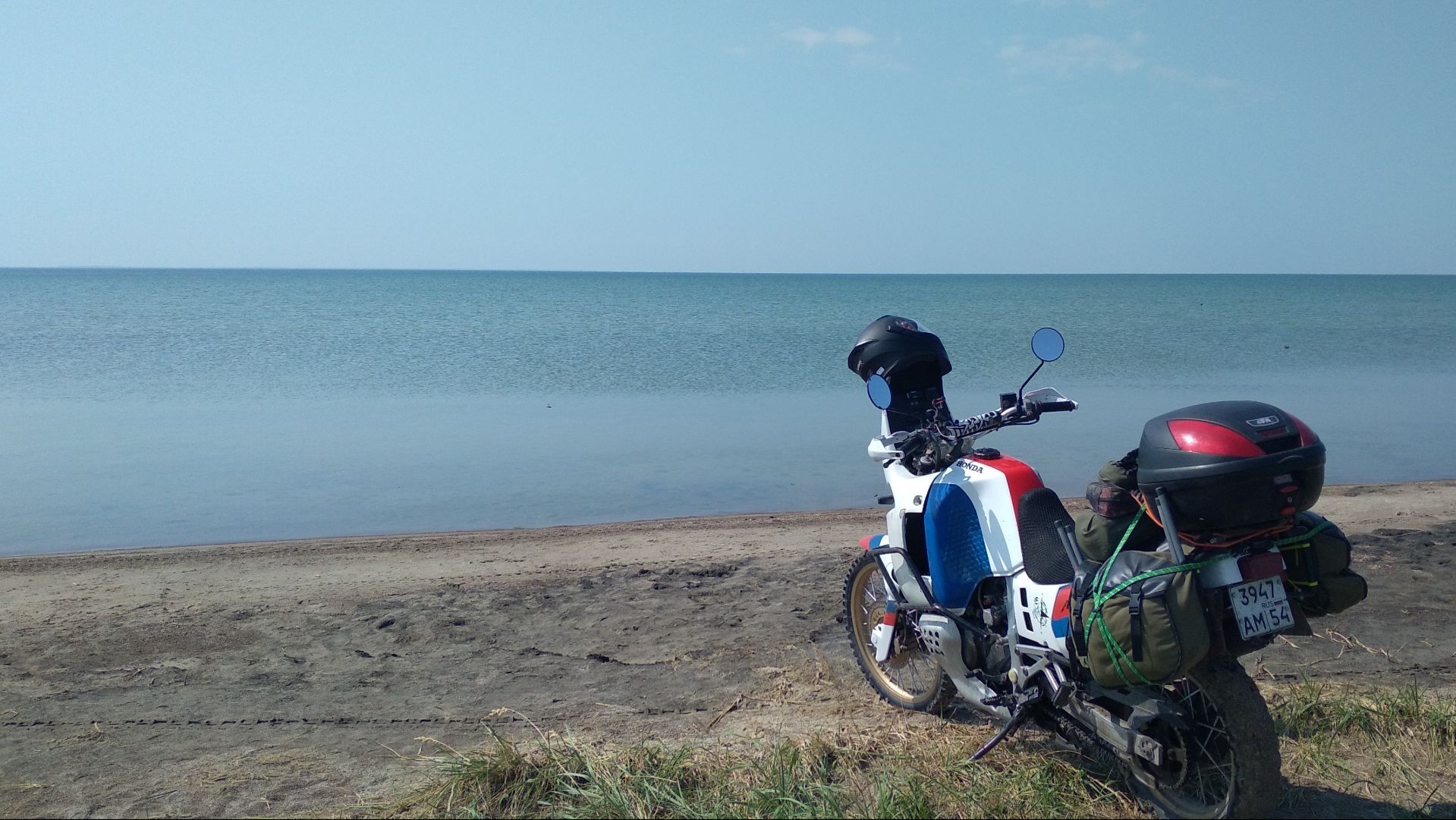 Одиночная мото поездка на оз. Чаны. 22 год. Клип