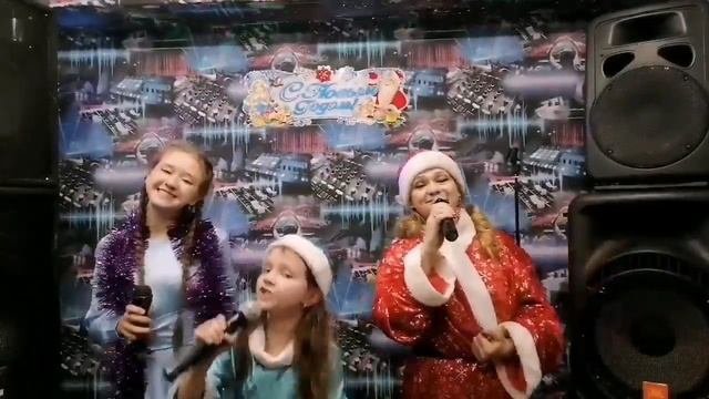 Участник акции С Новым годом Профсоюз! - Cемья Андреевых ППО вч 59313-3