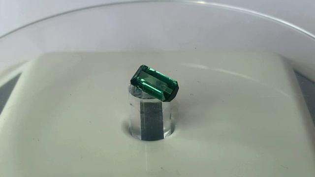 Сине-зеленый турмалин