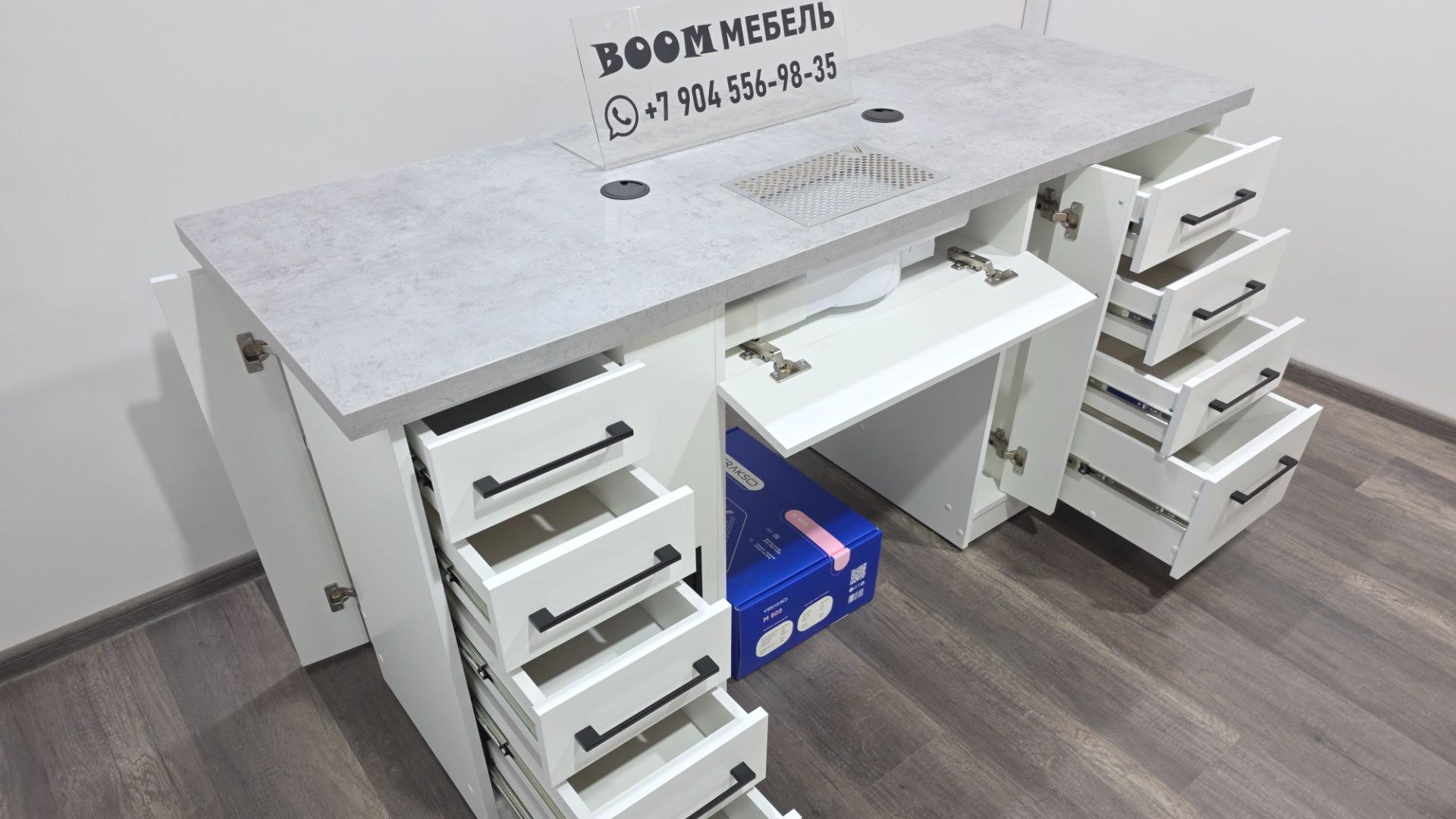 Маникюрный стол стол Элиста со столешницей в цвете Бетон и вытяжкой Вераксо М800