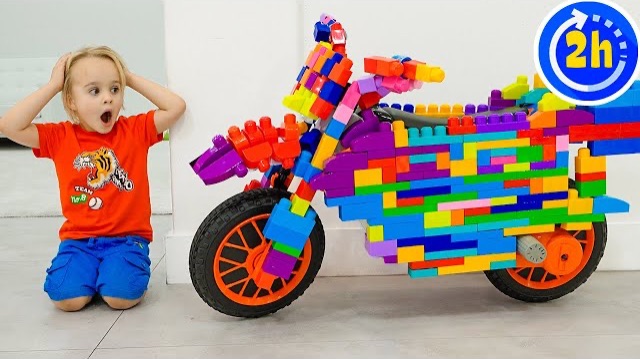 Крис играет с друзьями и игрушками - Лучшие истории для детей