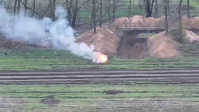 эффектное крушение украинского беспилотника Баба Яга сбитого под Запорожьем