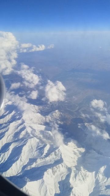 Полёт над горами