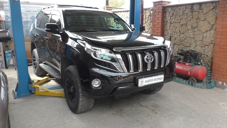 Замена топливного фильтра на Toyota Land Cruiser Prado 3.0D Тойота Ленд Крузер Прадо 2010