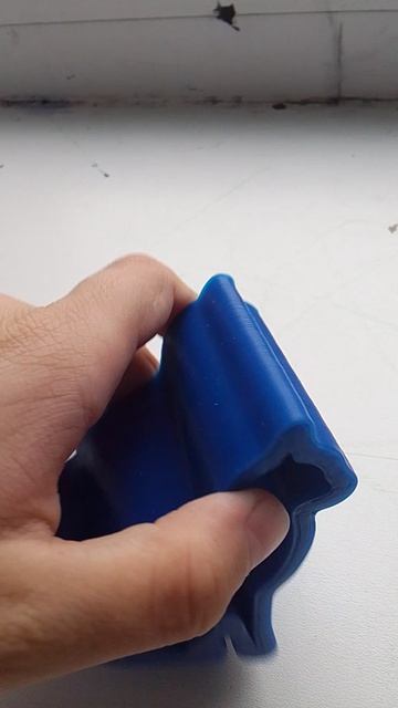 новая подставка для телефона.