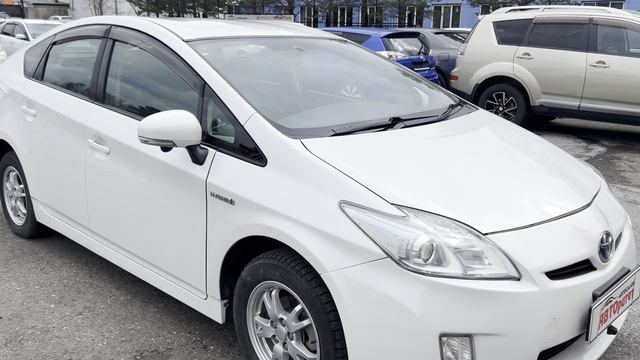 Toyota Prius 2011г.