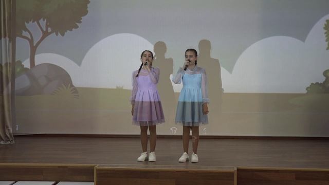 Миллион шагов Дуэт сестры Петрова Елизавета и Петрова Мария  старшая гр ансамбля Радуга звука