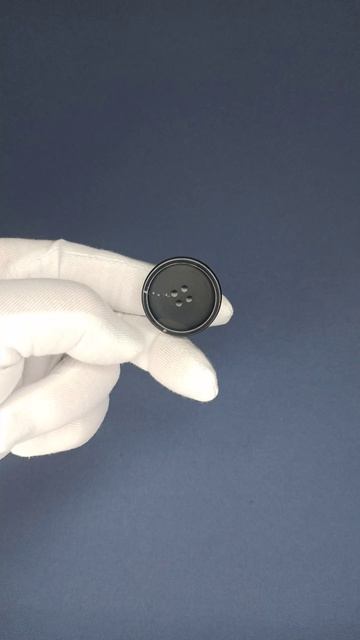 Пуговицы черные размер  44 Артикул 04249