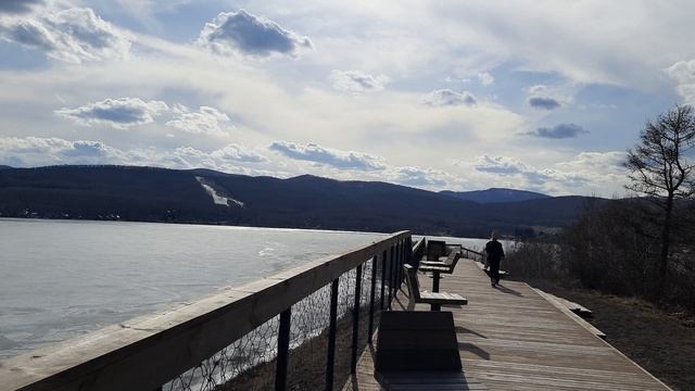 красивый вид с высоты озеро Большое.