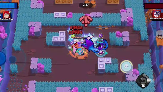 Я играю в Brawl Stars