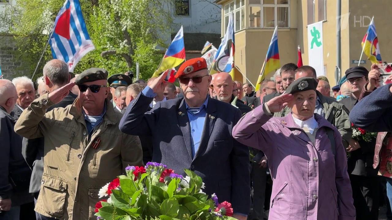 Ровно 81 год назад прошла легендарная встреча на Эльбе