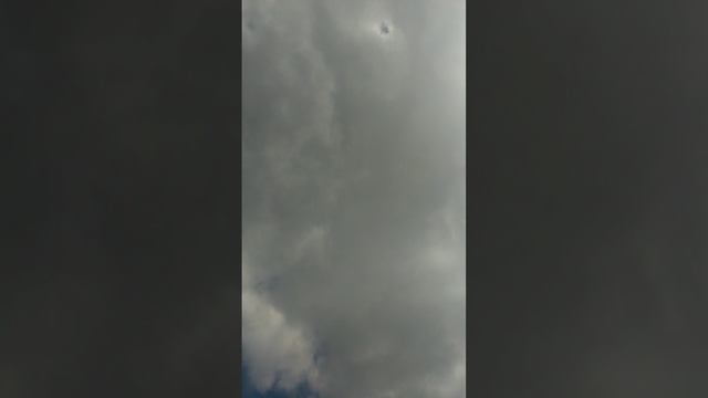 начинается гроза