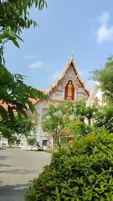 В Буддийском храме в Пномпене. путешествия камбоджа пномпень