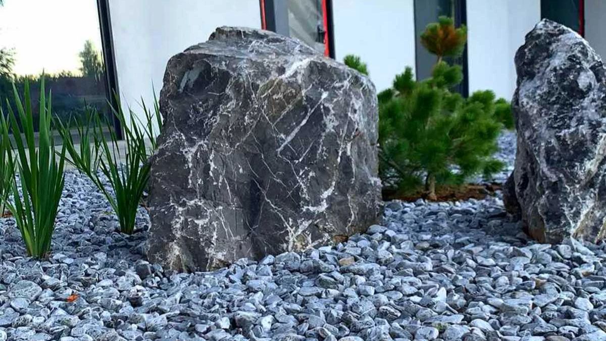 Бутовый камень мрамор черный