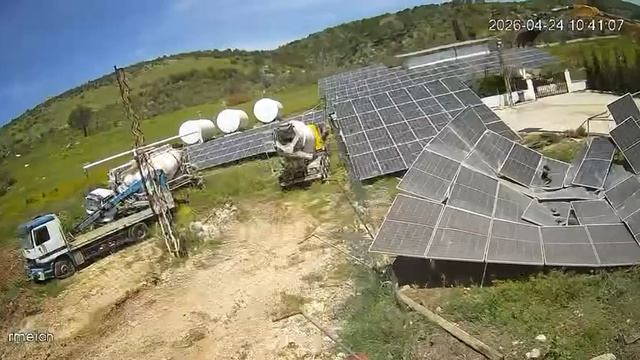 مالي تشهد تطورات أمنية حيث أعلن الجيش أن جماعات مسلحة مجهولة استهدفت نقاطا داخل المدينة