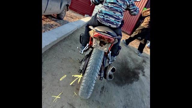 Вот мотоцикл друга!