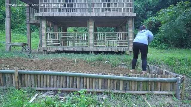 Leave The Noisy City To The Countryside Ground Yard -Alone Build A 2-Story Bamboo House Get.gt