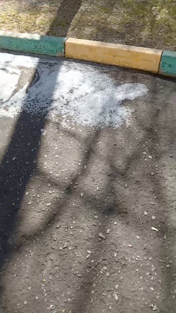 Снег Даня пена