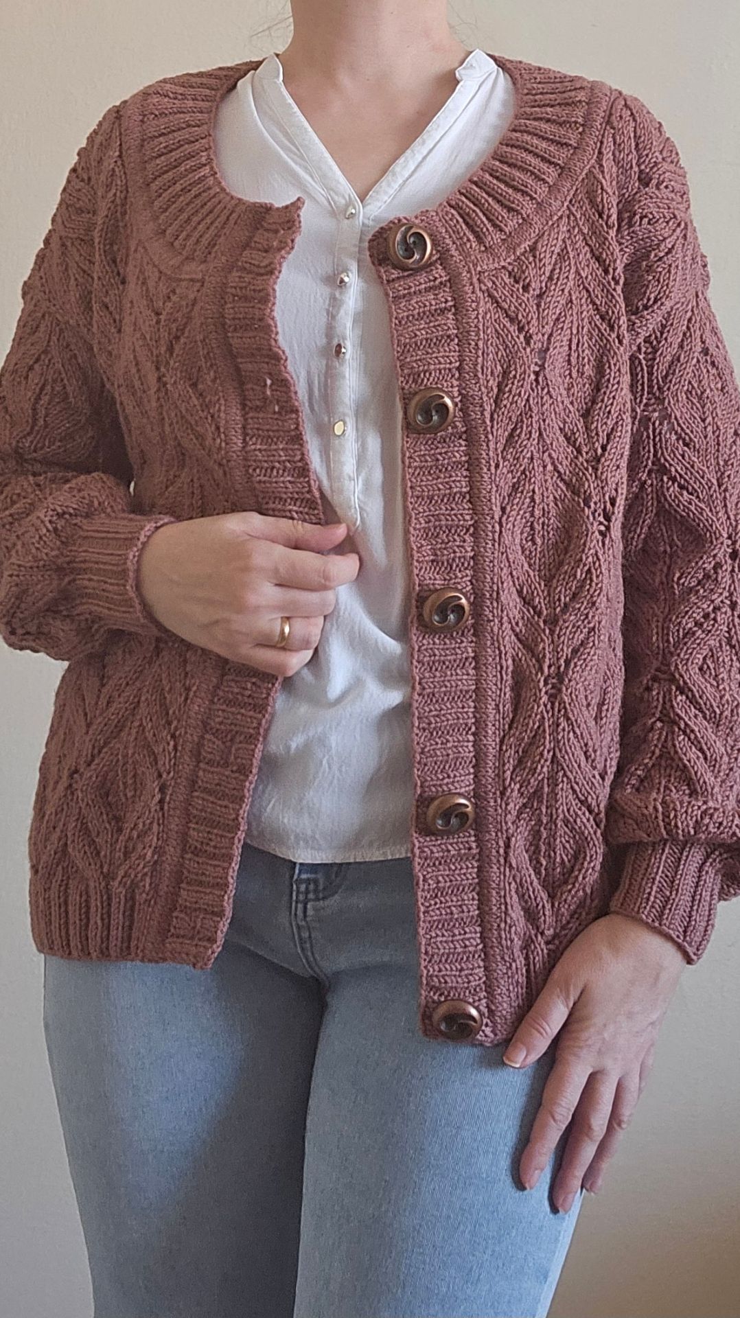 Связала кардиган Вечерняя роза крючком  Ажурный кардиган мастер-класс на Boosty  Мой новый клип