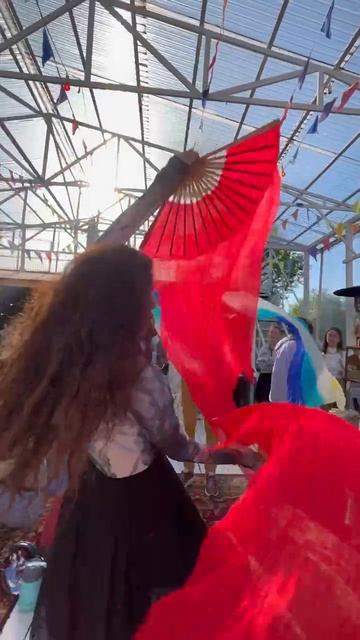 Чувствую Ритм  и проживаю в потоке танца