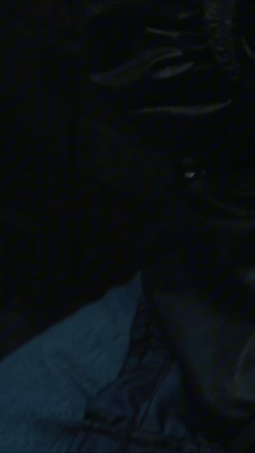 В работе над треком мелодия и слова становятся единым целым и образуют музыкальную работу 