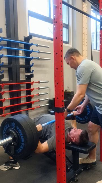 Жим лёжа 1053