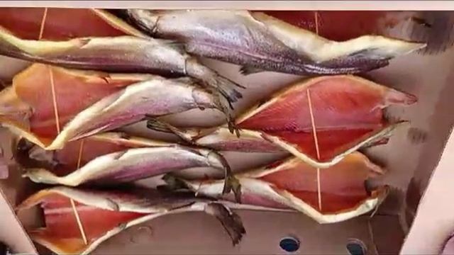 Форель холодного копчения без головы