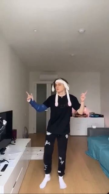 Эдит Некоглай