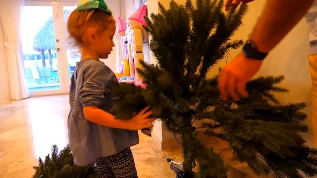 Готовимся к Новому Году Покупаем ёлку и Деда Мороза