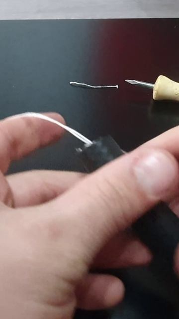 Как сделать самоловку! Простой способ из резиновой трубки! Кустарное изготовление жерлицы!