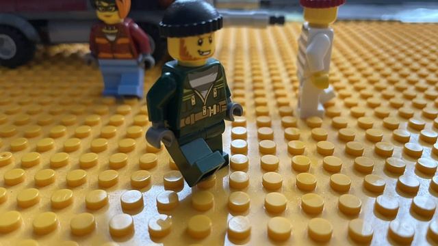 Невезучий полицейский 1 сезон 2 серия